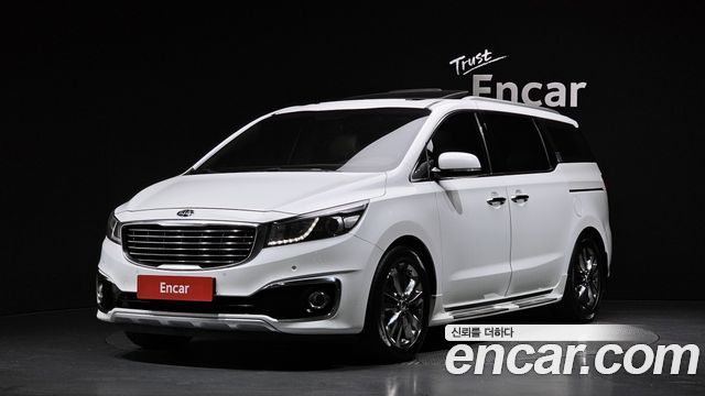 Kia Carnival 9-seater Prestige
