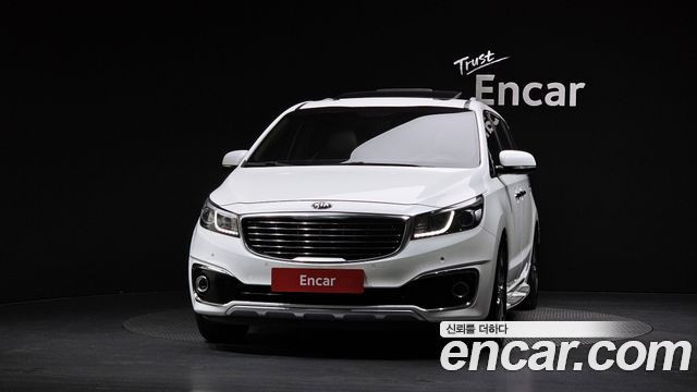 Kia Carnival 9-seater Prestige 2016 — фото 3