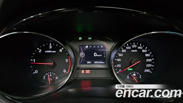 Kia Carnival 9-seater Prestige 2016 — фото 8