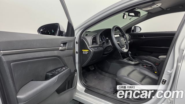 Hyundai Avante (AD) 1.6 GDI Value Plus 2018 — фото 10