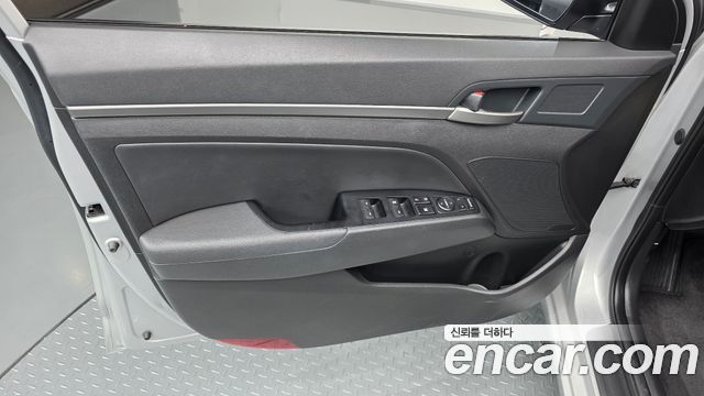 Hyundai Avante (AD) 1.6 GDI Value Plus 2018 — фото 24