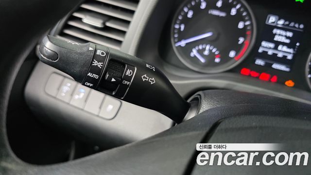 Hyundai Avante (AD) 1.6 GDI Value Plus 2018 — фото 28