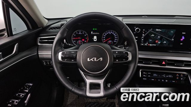 Kia K5 (III) 2.0 LPI(Renter car) Trandy 2023 — фото 13