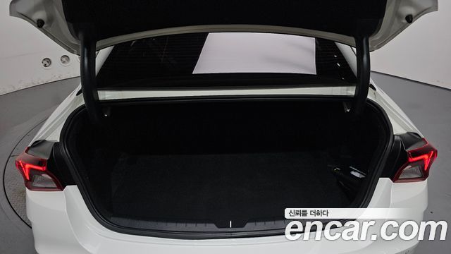 Kia K5 (III) 2.0 LPI(Renter car) Trandy 2023 — фото 20