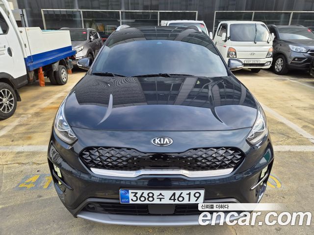 Kia Niro 1.6 HEV Noblesse Special 2020 — фото 5