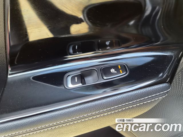 Kia Niro 1.6 HEV Noblesse Special 2020 — фото 9