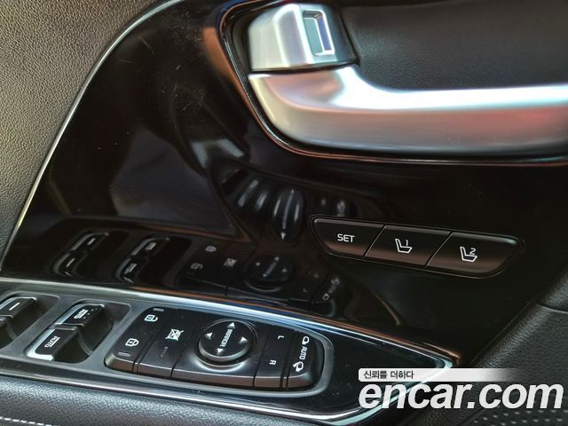 Kia Niro 1.6 HEV Noblesse Special 2020 — фото 21