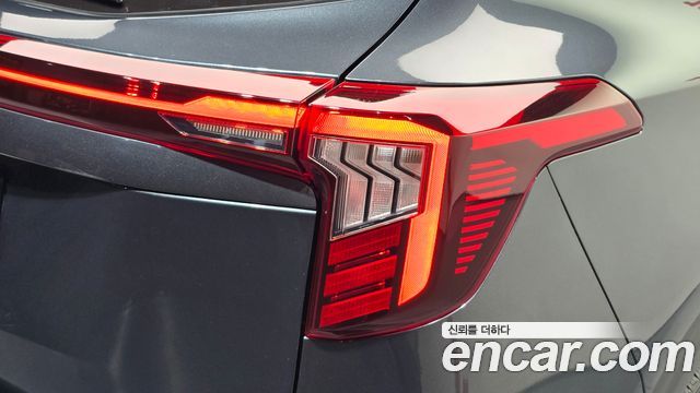 Kia Seltos Gasoline 1.6 Turbo 2WD Signature 2023 — фото 23