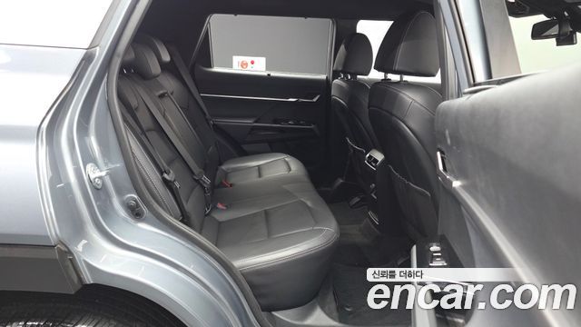KG Mobility (SsangYong) Torres Gasoline 1.5 2WD T7 2023 — фото 12