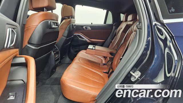 BMW X6 (G06) xDrive40i M Sport 2022 — фото 11