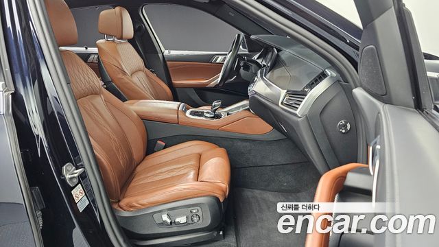 BMW X6 (G06) xDrive40i M Sport 2022 — фото 26