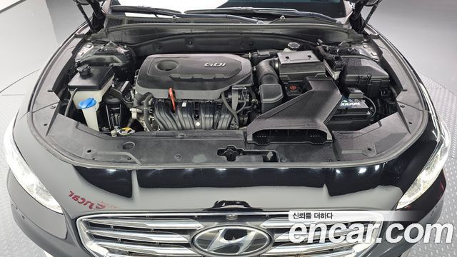 Hyundai Grandeur (IG) 2.4 Exclusive Special 2019 — фото 6