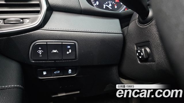 Hyundai Grandeur (IG) 2.4 Exclusive Special 2019 — фото 15