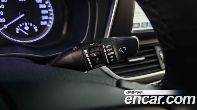 Hyundai Grandeur (IG) 2.4 Exclusive Special 2019 — фото 16