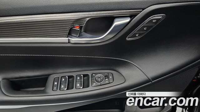 Hyundai Grandeur (IG) 2.4 Exclusive Special 2019 — фото 17