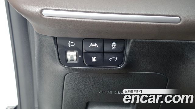 Hyundai Grandeur (IG) 3.0 LPi Rent Car Premium 2023 — фото 27