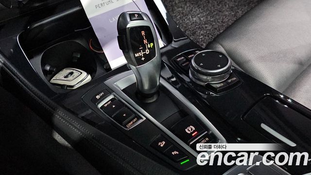 BMW 5 Series (F10) 520d xDrive 2015 — фото 9