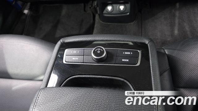 Kia K7 Premier 2.5 GDI Noblesse 2020 — фото 16