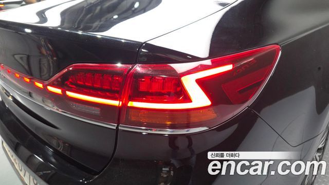 Kia K7 Premier 2.5 GDI Noblesse 2020 — фото 23