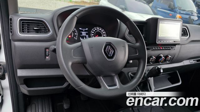 Renault Korea Master 2.3 Van L 2022 — фото 14
