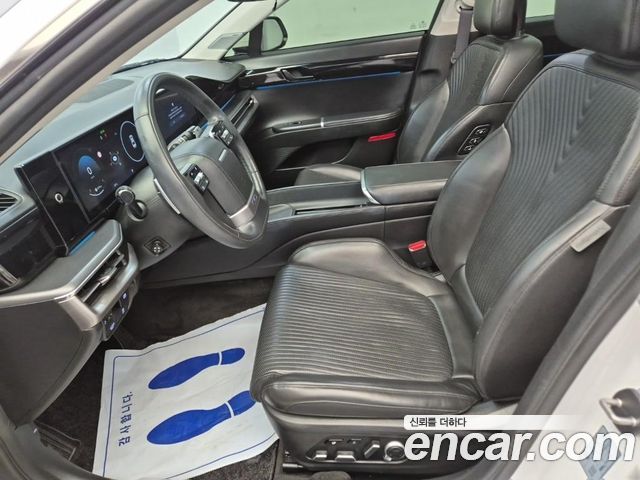 Hyundai Grandeur (GN7) 2,5 Gasoline 2WD Calligraphy 2023 — фото 8
