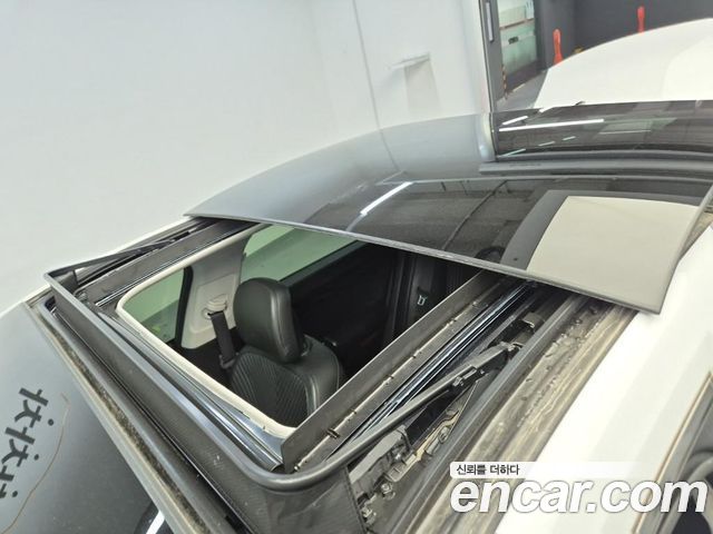 Hyundai Grandeur (GN7) 2,5 Gasoline 2WD Calligraphy 2023 — фото 10