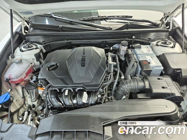 Hyundai Grandeur (GN7) 2,5 Gasoline 2WD Calligraphy 2023 — фото 20