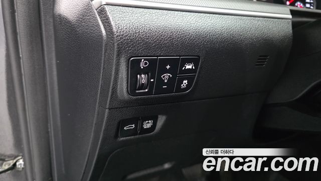 Kia K5 Hybrid (III) Prestige 2022 — фото 19