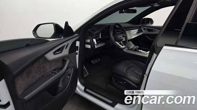 Audi Q8 (4M) 55 TFSI Quattro Premium 2022 — фото 10