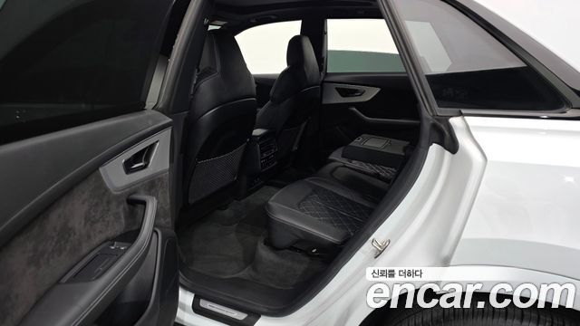 Audi Q8 (4M) 55 TFSI Quattro Premium 2022 — фото 12