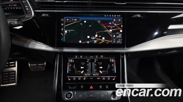 Audi Q8 (4M) 55 TFSI Quattro Premium 2022 — фото 14