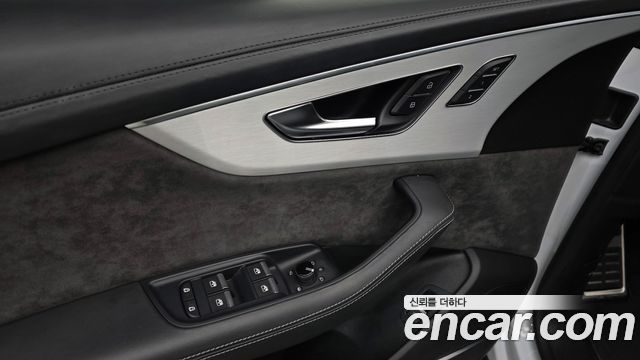 Audi Q8 (4M) 55 TFSI Quattro Premium 2022 — фото 18