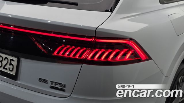 Audi Q8 (4M) 55 TFSI Quattro Premium 2022 — фото 23
