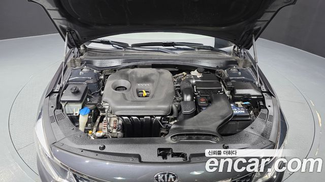 Kia K5 (II) 2.0 MX Prestige 2017 — фото 6