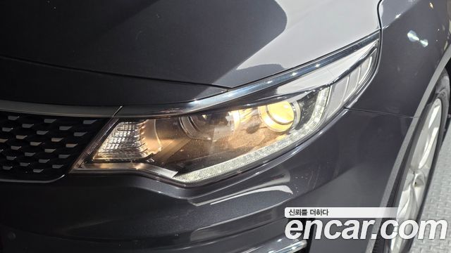 Kia K5 (II) 2.0 MX Prestige 2017 — фото 22
