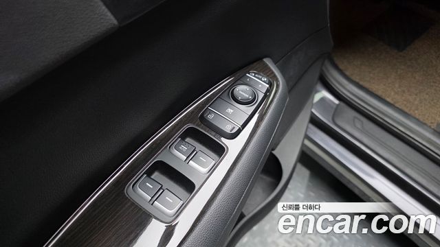 Kia K5 (II) 2.0 MX Prestige 2017 — фото 29