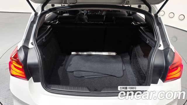 BMW 1 Series (F20) 118d Sport Special Edition 5Door 2019 — фото 17