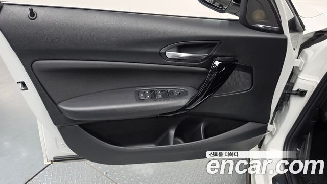 BMW 1 Series (F20) 118d Sport Special Edition 5Door 2019 — фото 24