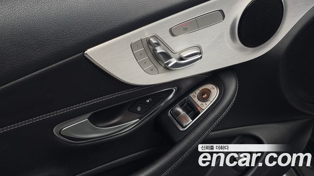 Mercedes-Benz C-Class (W205) C200 Coupe 2016 — фото 17