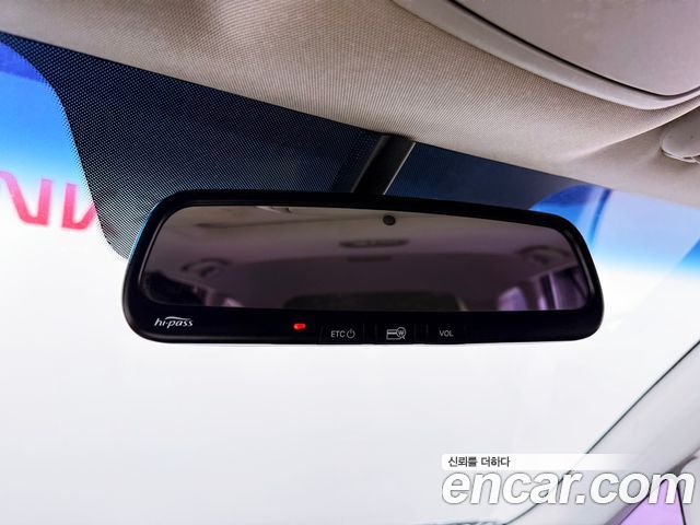 Kia Carens LPI 2.0 GLX High-Deluxe 2011 — фото 20