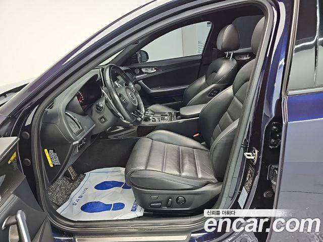 Kia Stinger 2.0 Turbo AWD Platinum 2019 — фото 15