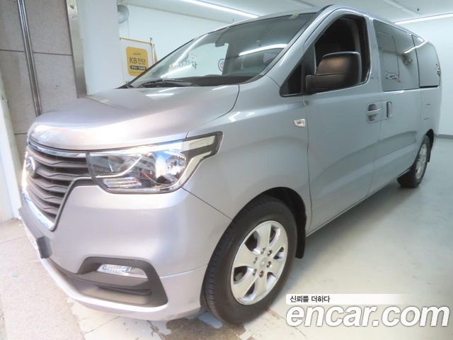 Hyundai Grand Starex Urban 9-Seater Premium