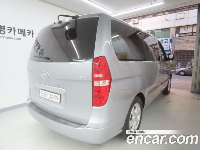 Hyundai Grand Starex Urban 9-Seater Premium 2020 — фото 4
