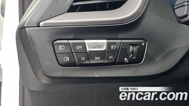 BMW 1 Series (F40) 120i M Sports 2023 — фото 15