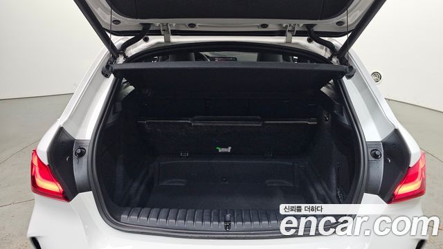 BMW 1 Series (F40) 120i M Sports 2023 — фото 30