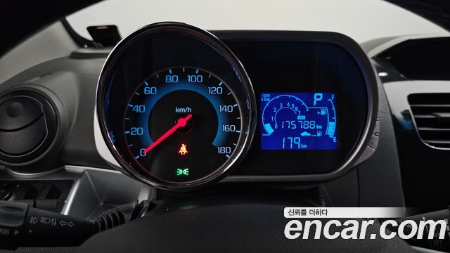 Chevrolet Spark Spark S LT 2014 — фото 8