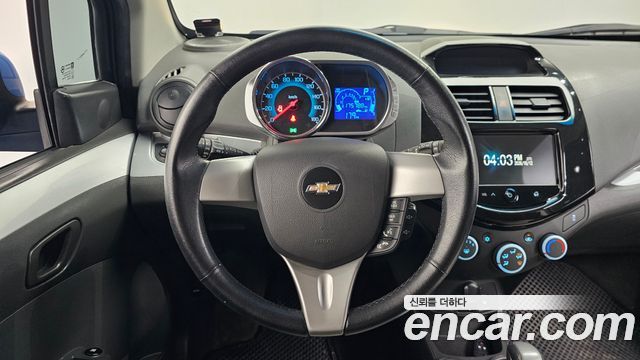 Chevrolet Spark Spark S LT 2014 — фото 15