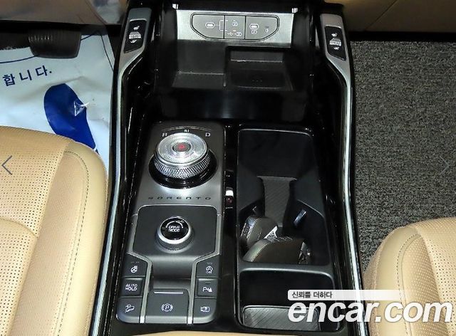 Kia Sorento (IV) Gasoline 2.5T 2WD Noblesse 2024 — фото 16