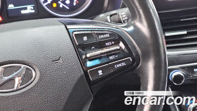 Hyundai Grandeur (IG) 3.0 LPi Exclusive (Rental Car) 2018 — фото 20