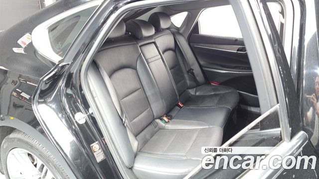 Hyundai Grandeur (IG) 3.0 LPi Exclusive (Rental Car) 2018 — фото 22